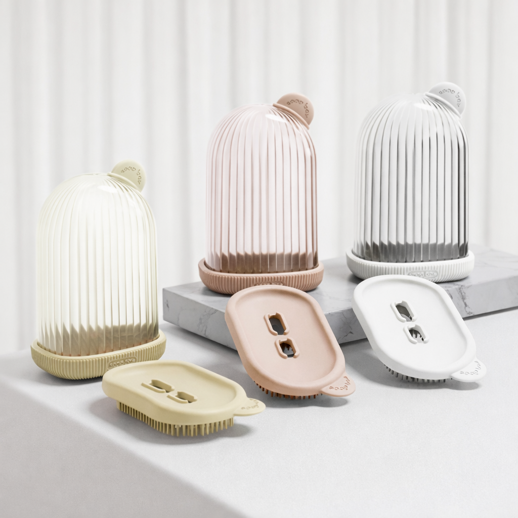 Grosyhub 2-in-1 Travel Soap Case & Silicone Scrub Brush